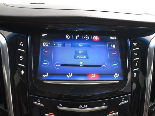 Used 2015 Cadillac Escalade ESV Luxury image 25