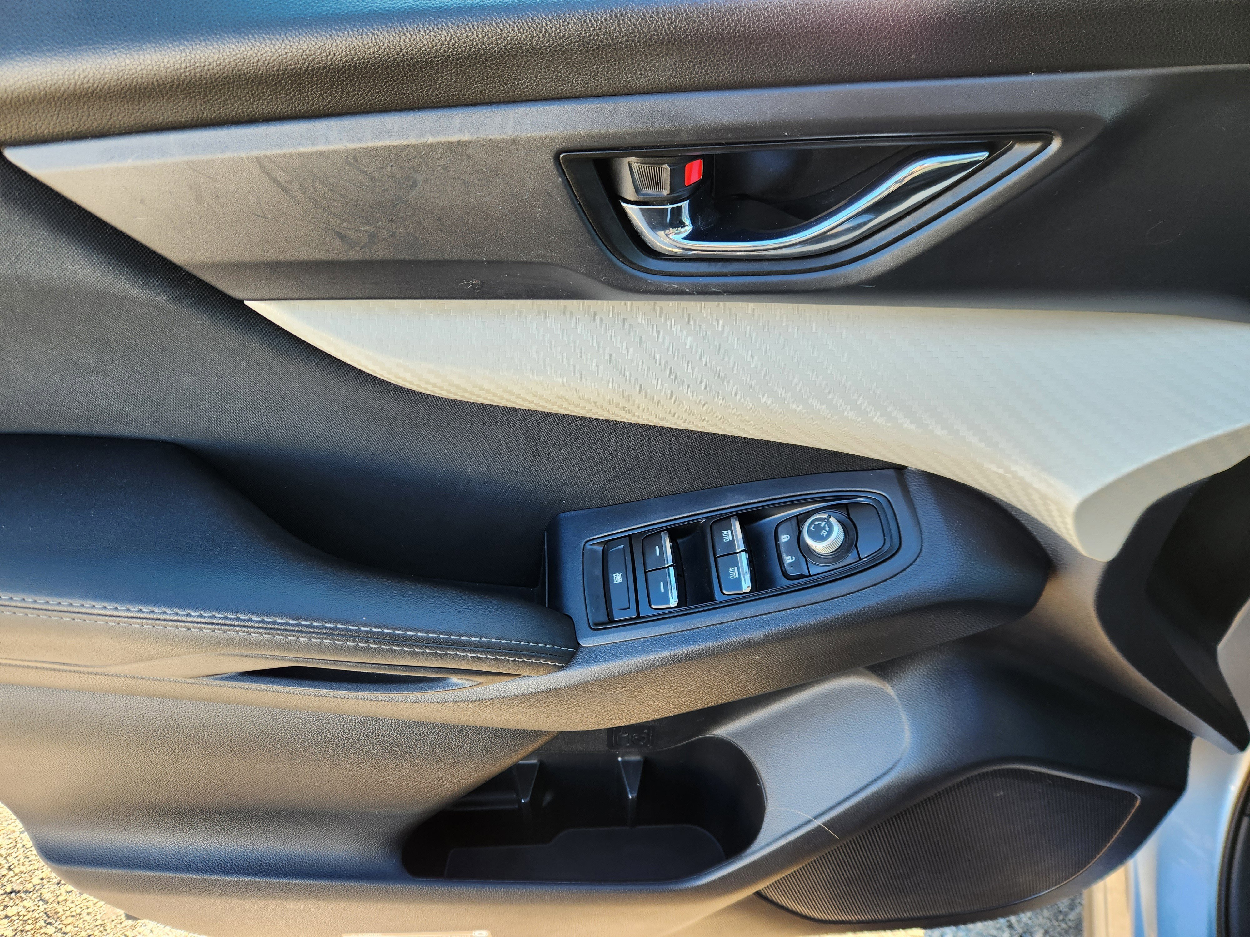 Used 2021 Subaru Ascent Premium w/ Convenience Package image 17