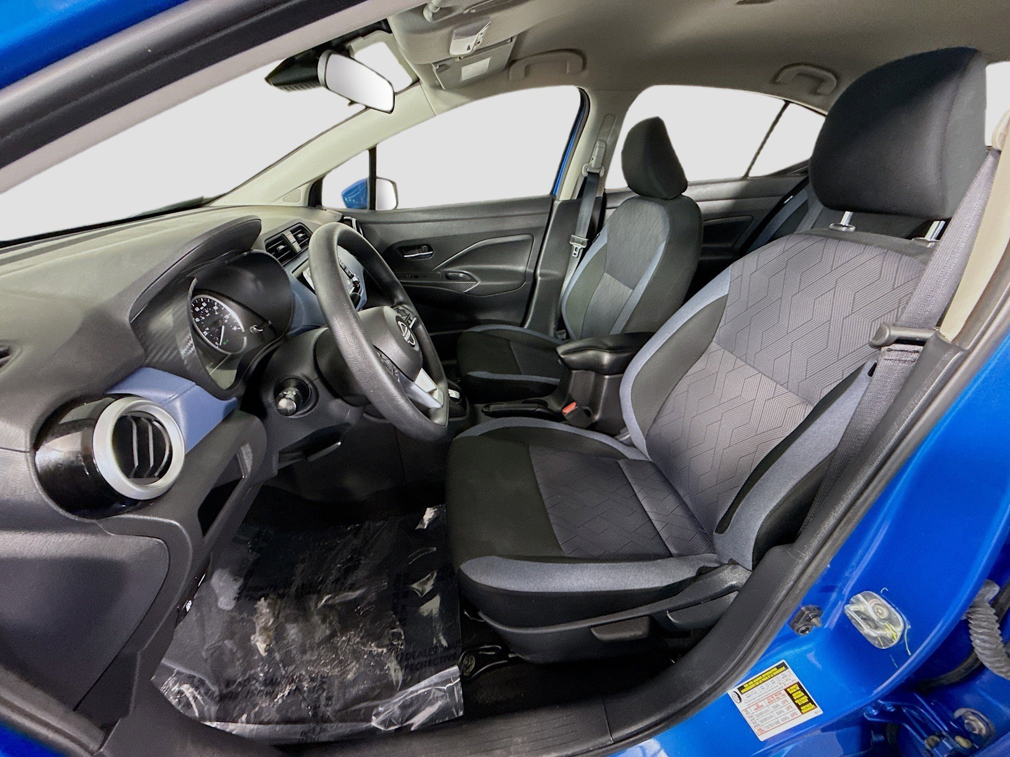 Used 2024 Nissan Versa SV w/ Trunk Package image 22