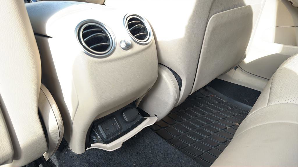 Used 2022 Mercedes-Benz GLC 300 4MATIC image 17