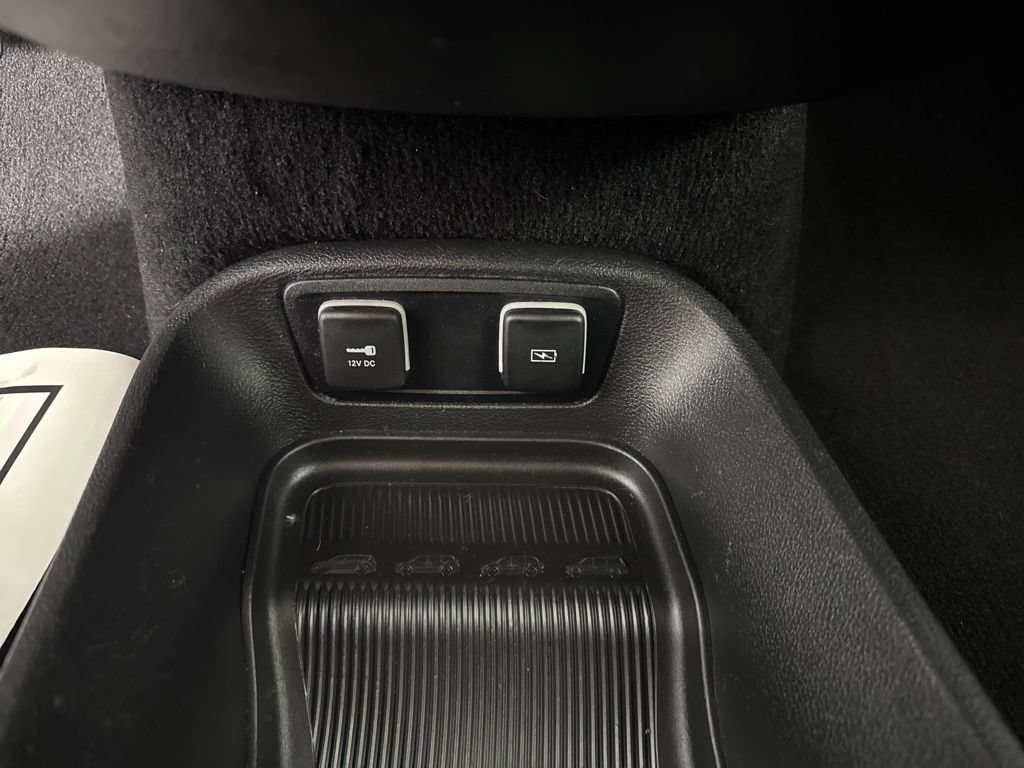 Used 2021 Chrysler Pacifica Touring w/ S Appearance Package FWD image 23