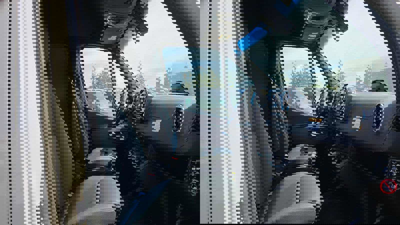 Used 2026 Mercedes-Benz Sprinter 2500 image 11