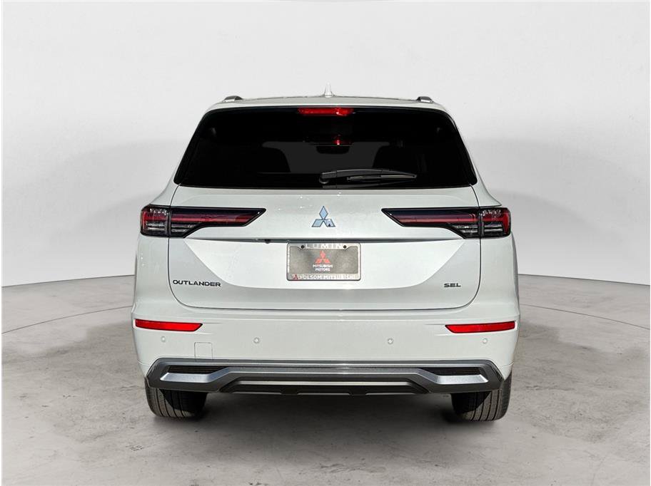New 2026 Mitsubishi Outlander SEL FWD image 4