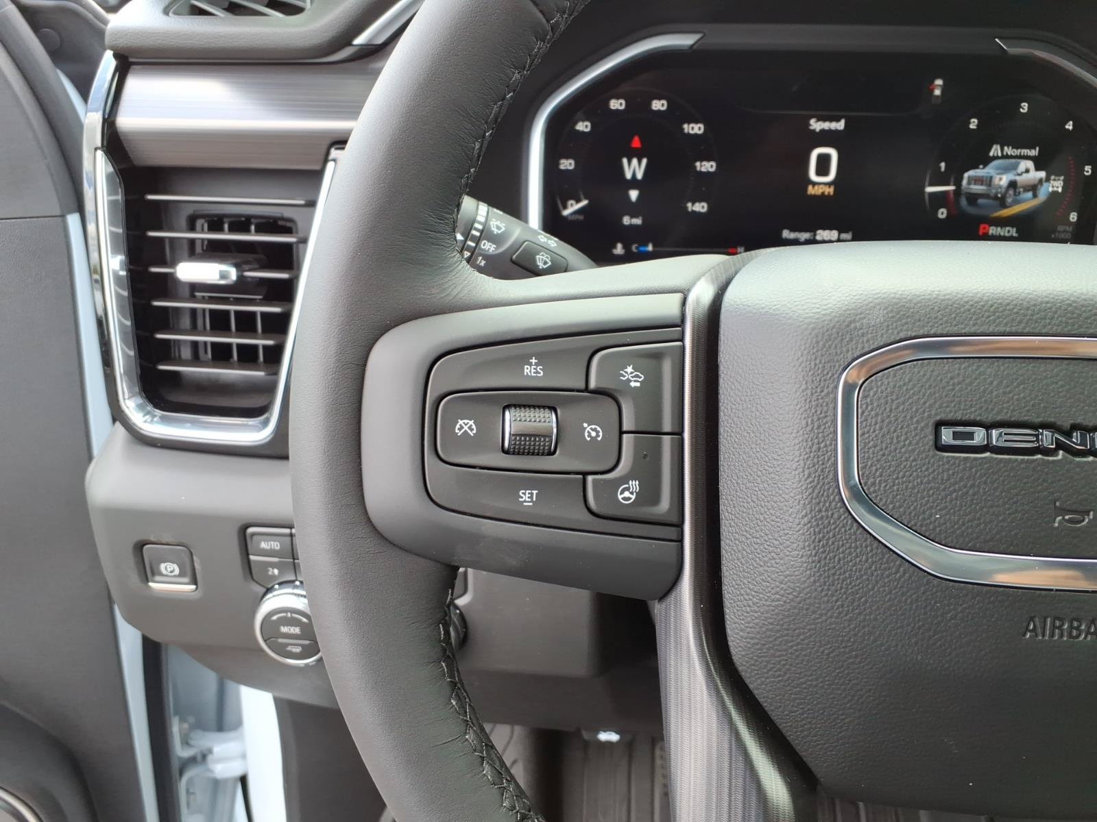 New 2026 GMC Sierra 2500 Denali Ultimate AWD/4WD image 11
