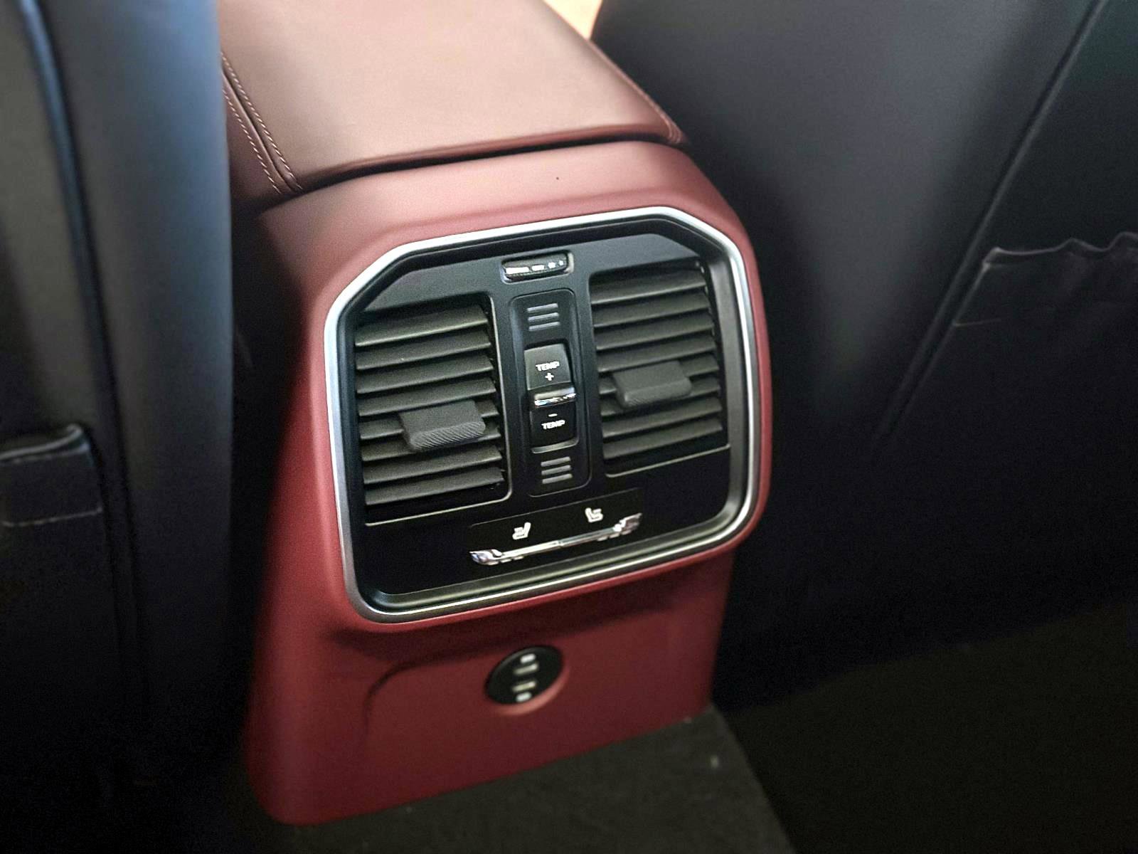 New 2026 Porsche Macan S image 15