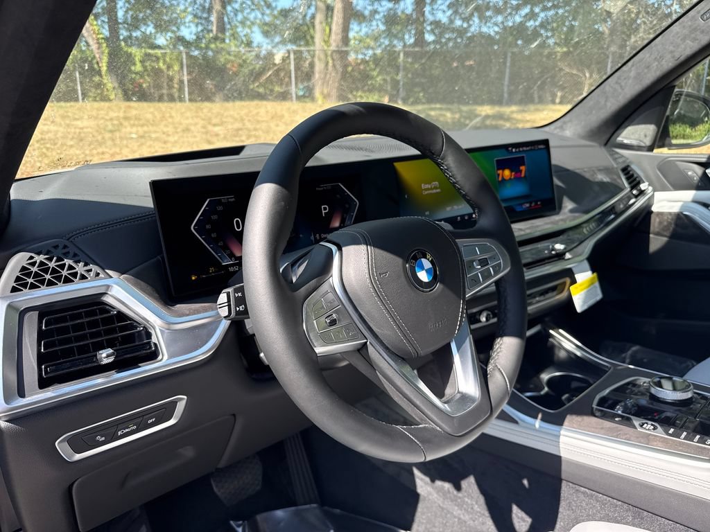 New 2027 BMW X7 xDrive40i AWD/4WD image 13