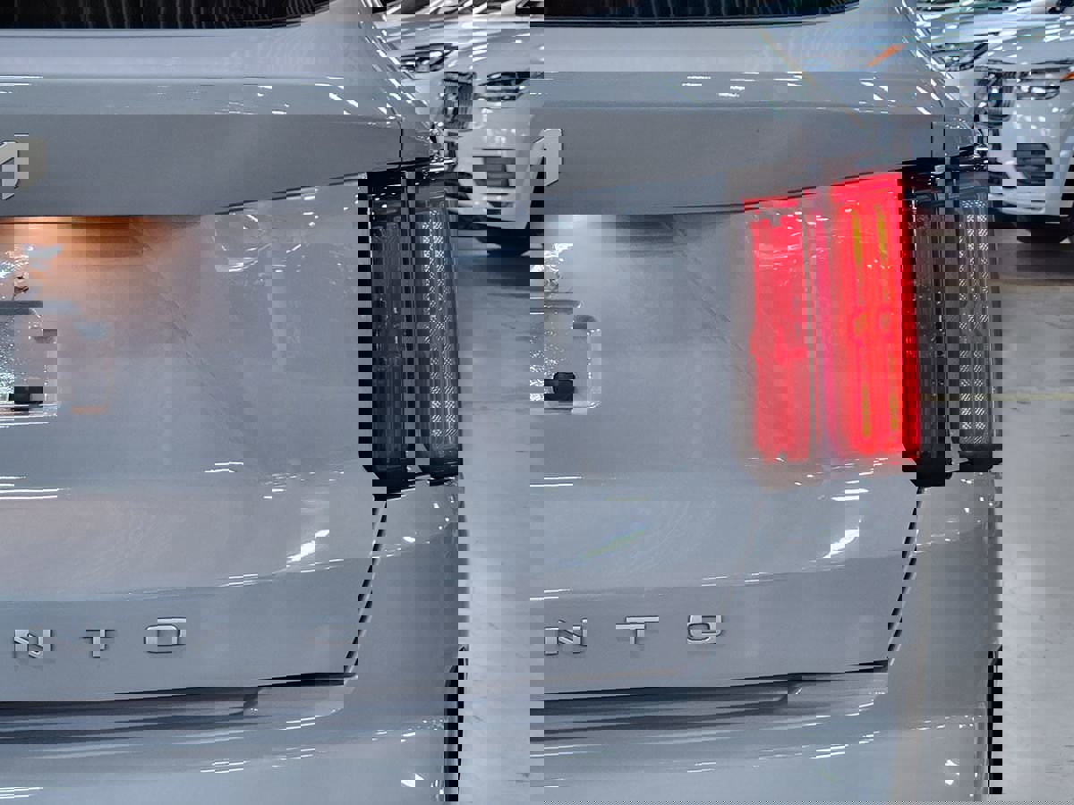 Used 2022 Kia Sorento SX image 22