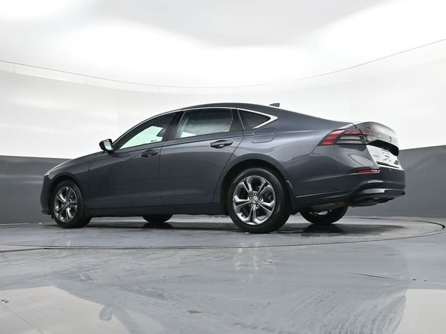 Used 2023 Honda Accord EX image 31