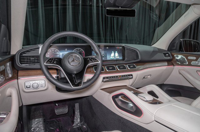 New 2026 Mercedes-Benz GLE 450 4MATIC image 19