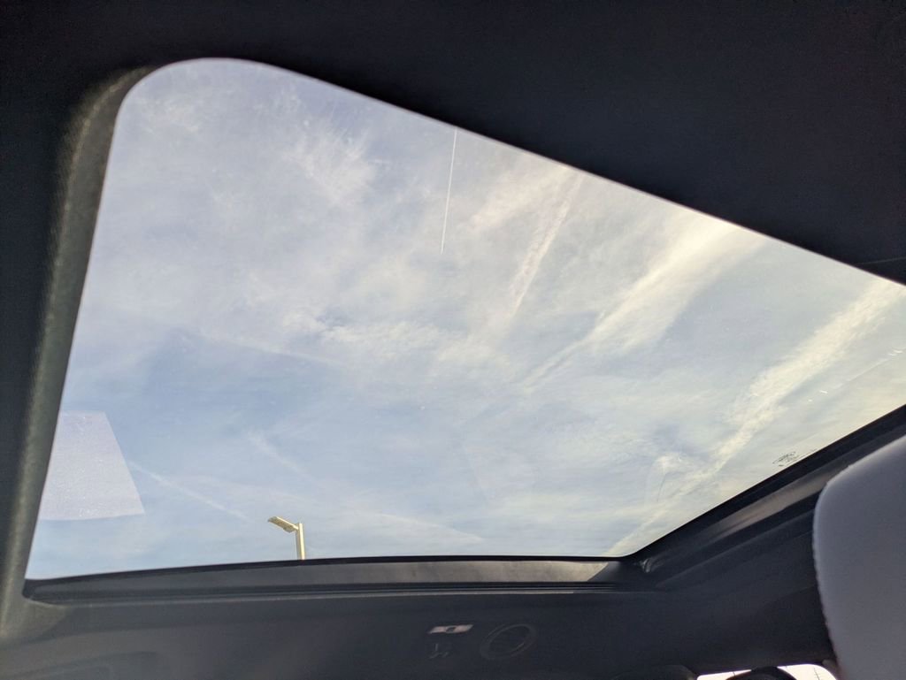 New 2026 Ford Explorer ST-Line w/ ST-Line Street Pack image 24