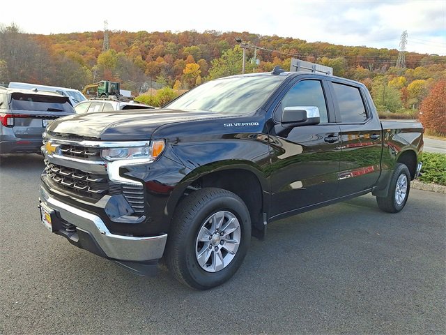 Used 2025 Chevrolet Silverado 1500 LT image 10