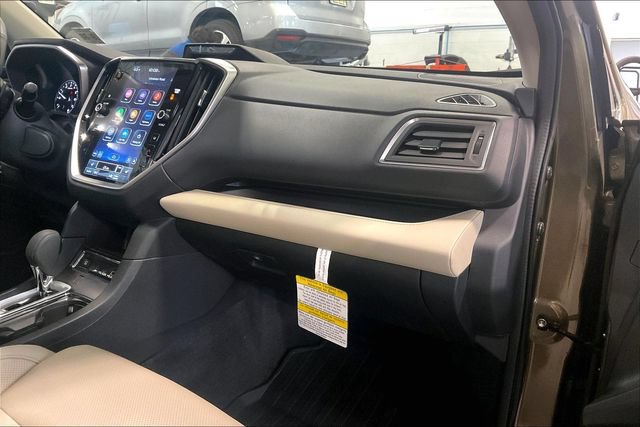 Used 2025 Subaru Ascent Limited AWD/4WD image 16