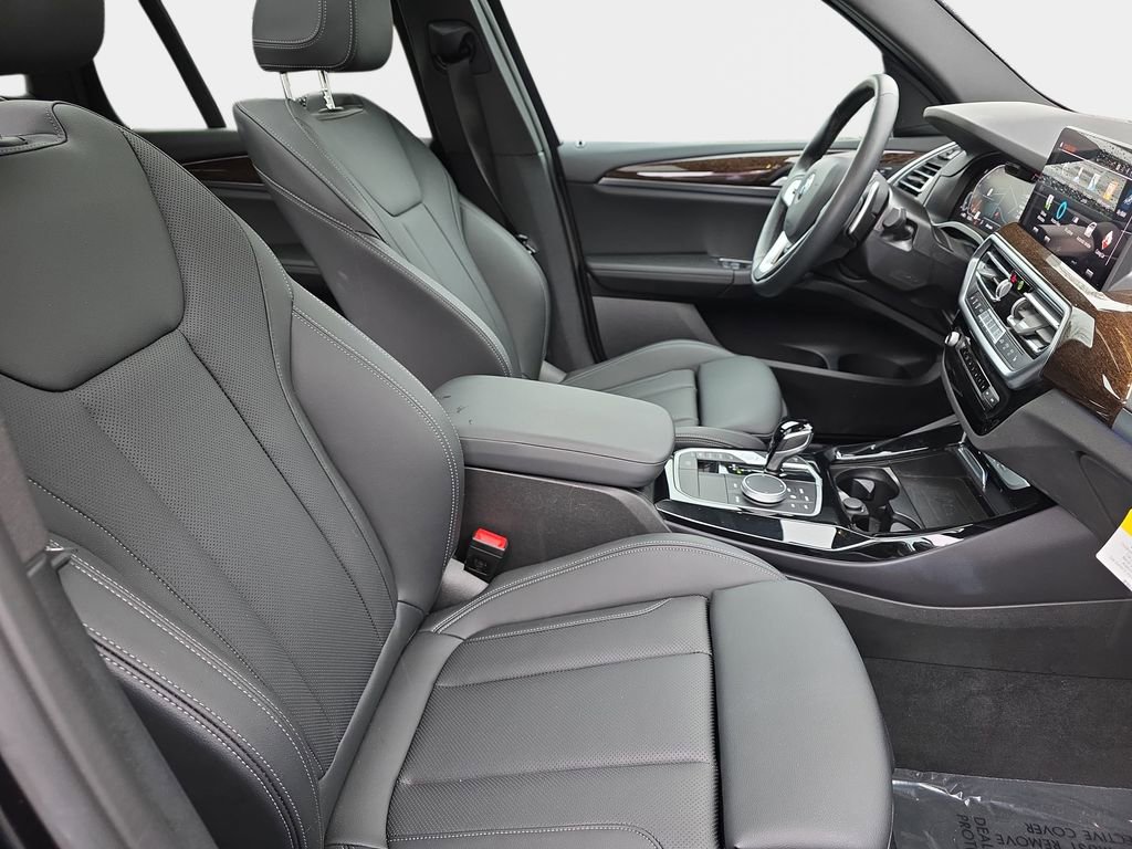 Used 2024 BMW X3 xDrive30i w/ Premium Package image 12