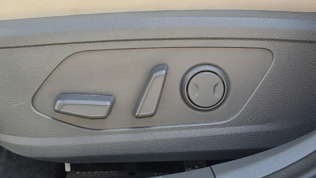 Used 2025 Hyundai Sonata SEL FWD image 38