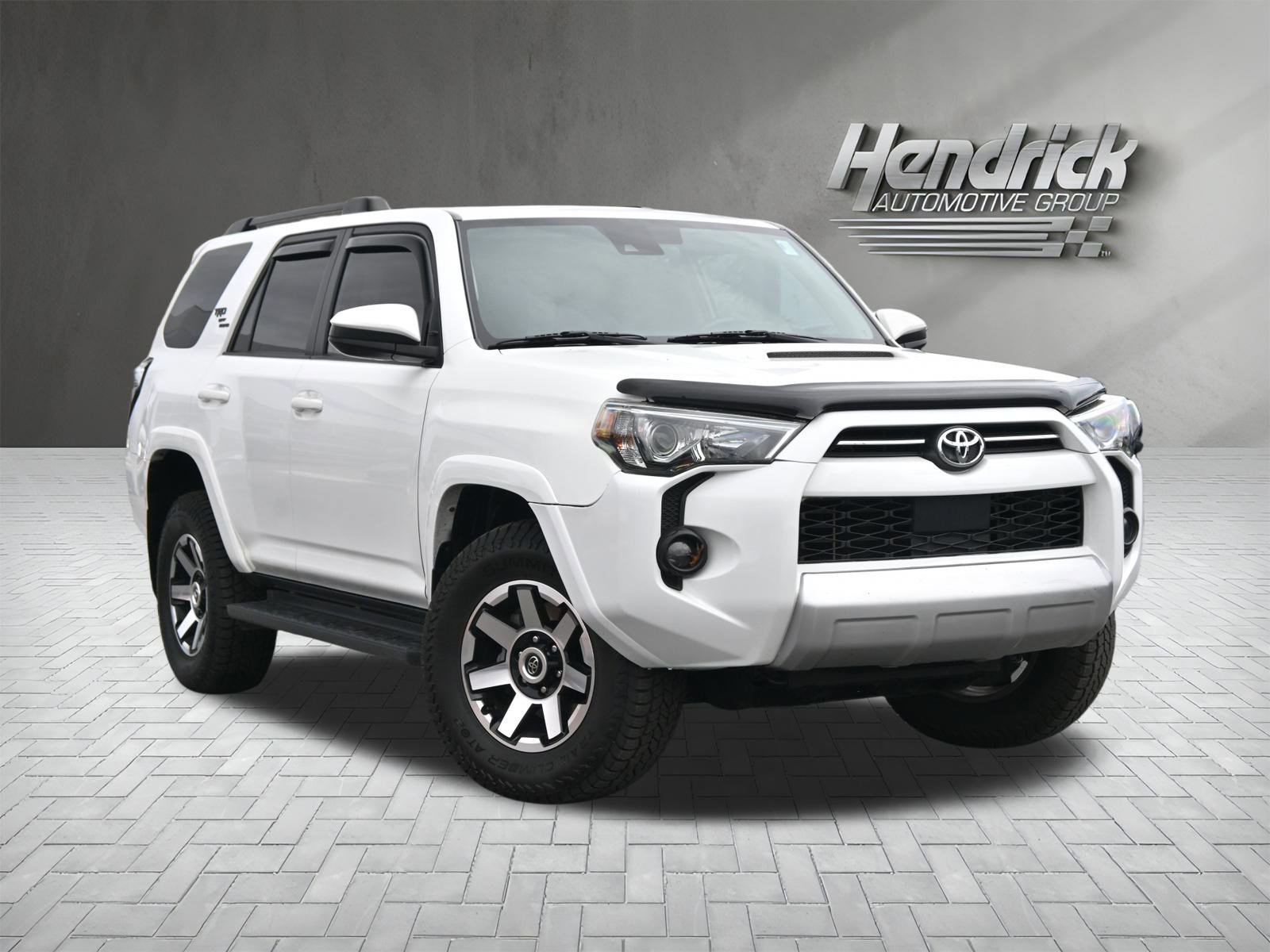 Used 2022 Toyota 4Runner TRD Off-Road image 2