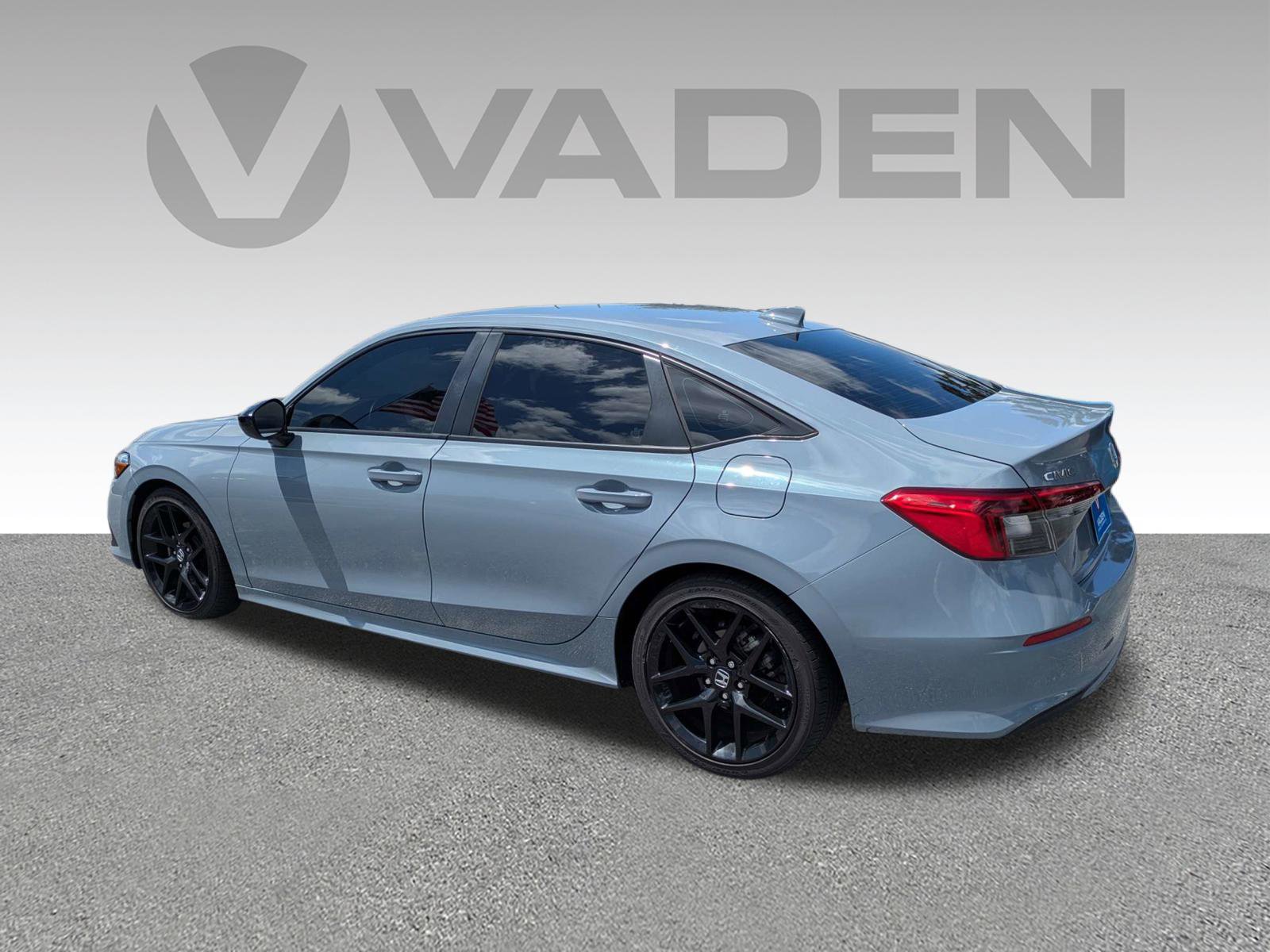 Used 2023 Honda Civic Sport image 26