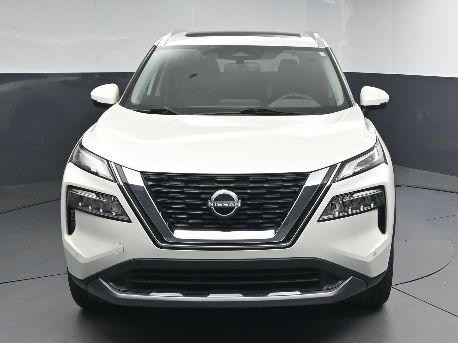 Certified 2023 Nissan Rogue SL w/ SL Premium Package AWD/4WD image 2