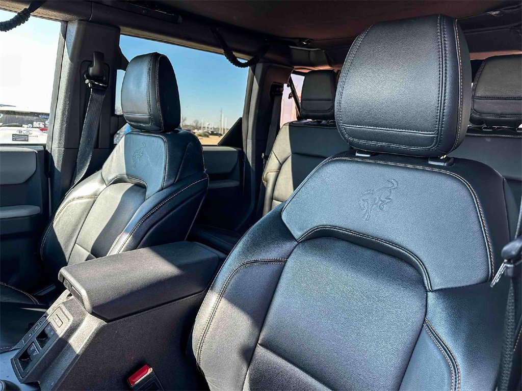 Used 2021 Ford Bronco Badlands image 6