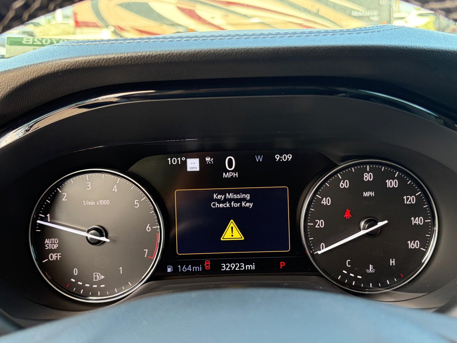 Used 2021 Buick Envision Avenir w/ Technology Package II FWD image 24