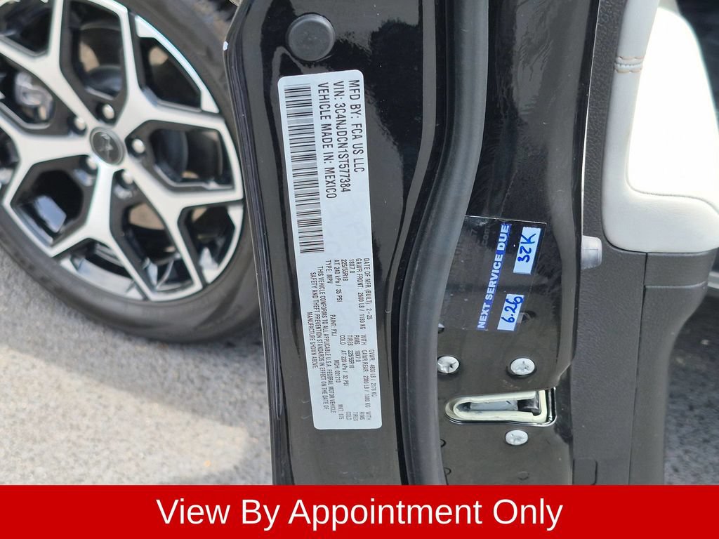 Used 2025 Jeep Compass Limited AWD/4WD image 36