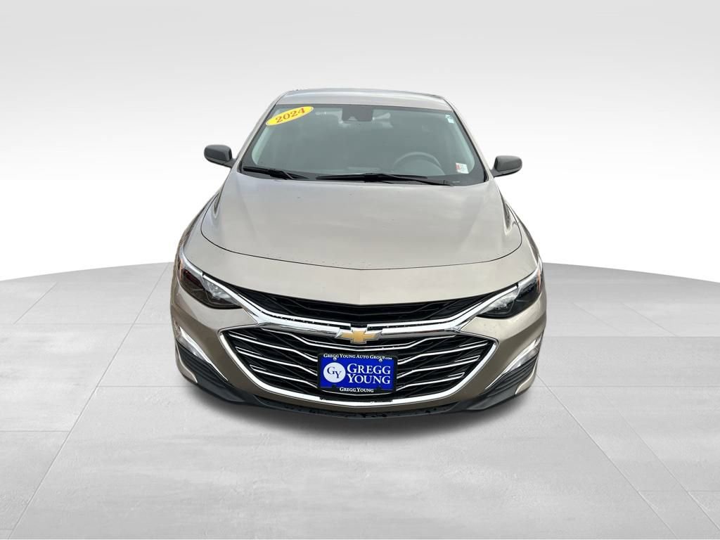 Used 2024 Chevrolet Malibu LS image 9