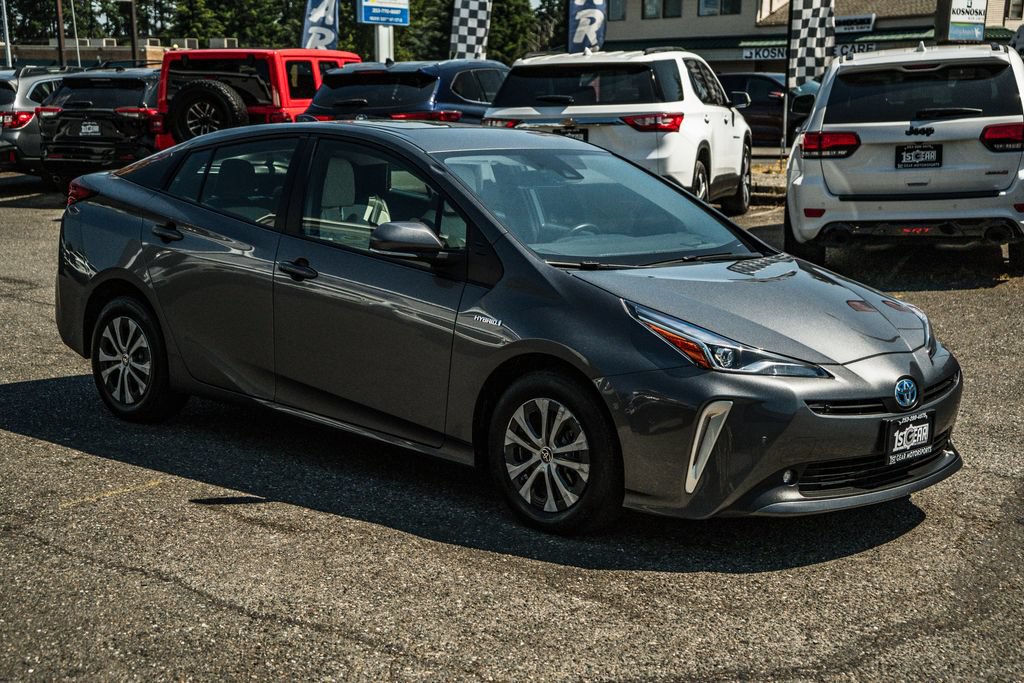 Used 2022 Toyota Prius XLE w/ Advanced Technology Package AWD/4WD image 4