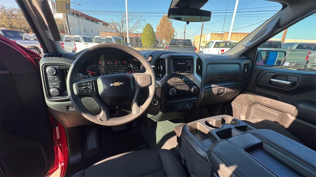 Used 2022 Chevrolet Silverado 1500 Custom image 9