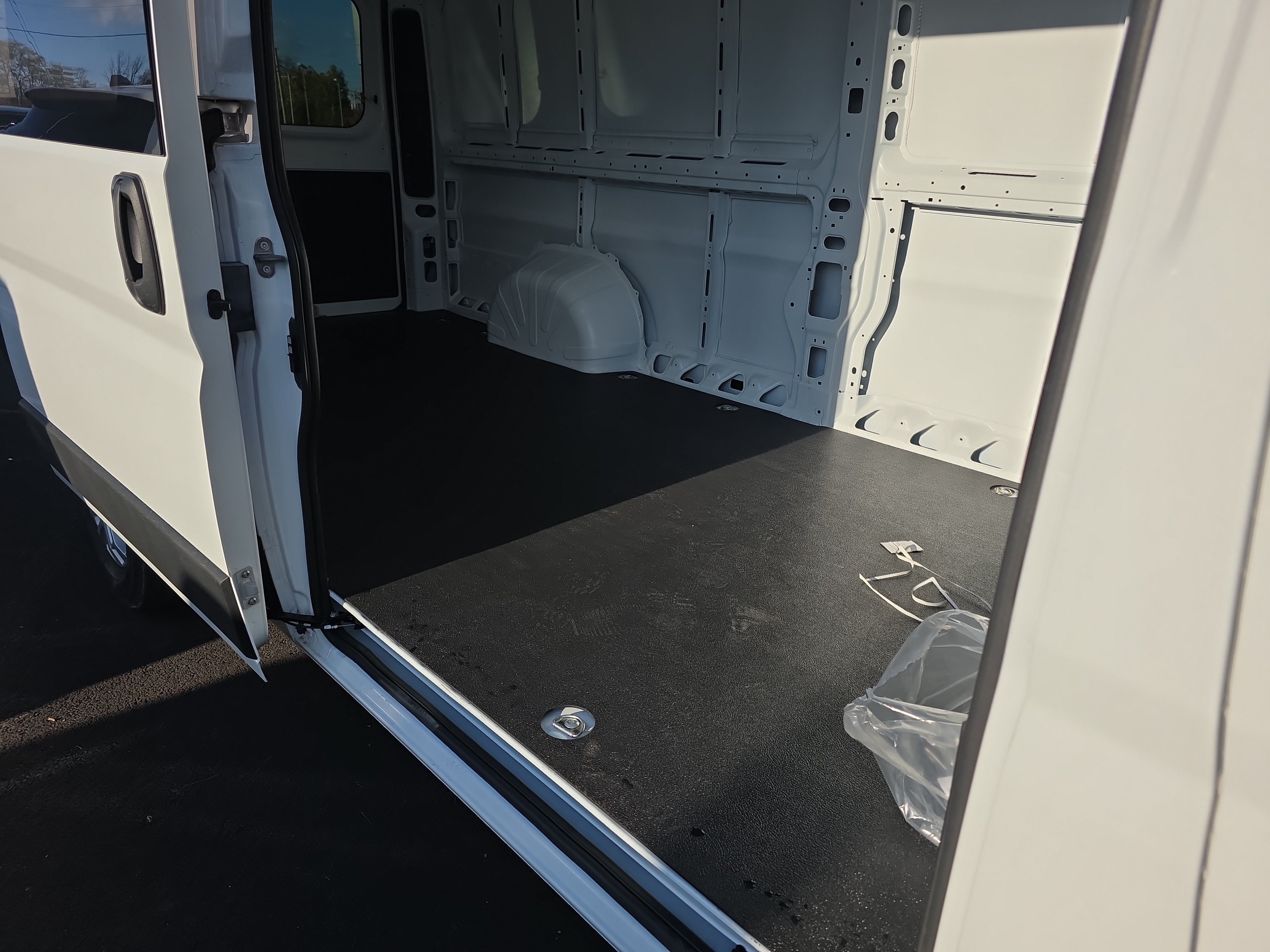 New 2026 RAM ProMaster 3500 w/ Quick Order Package 22G SLT FWD image 27