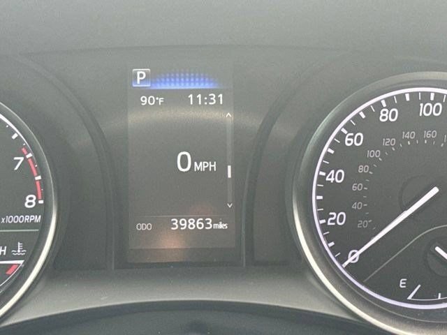 Used 2023 Toyota Camry SE FWD image 11