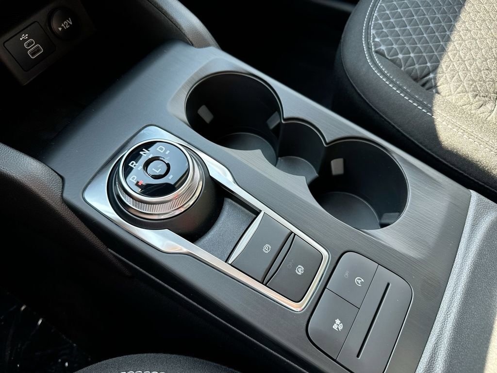 New 2026 Ford Escape Active w/ Cold Weather Package AWD/4WD image 16