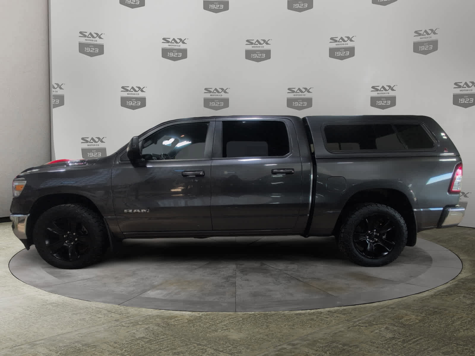 Used 2021 RAM 1500 Big Horn image 2