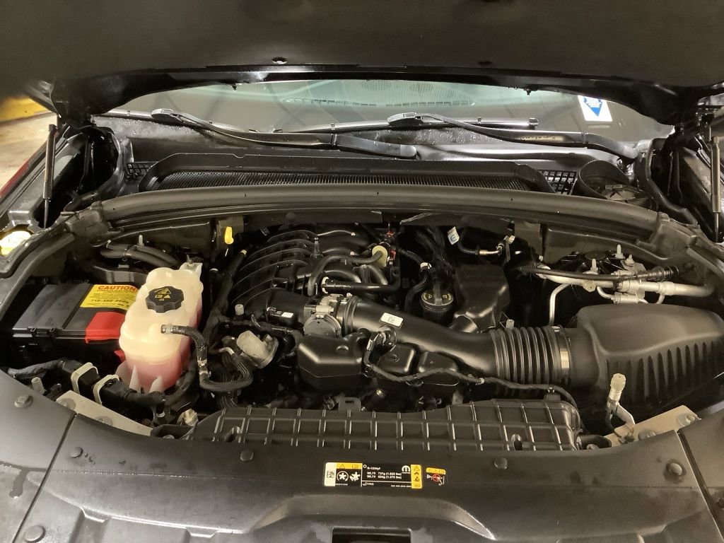 Certified 2023 Jeep Grand Cherokee L Limited w/ Trailer Tow Group (B) image 16