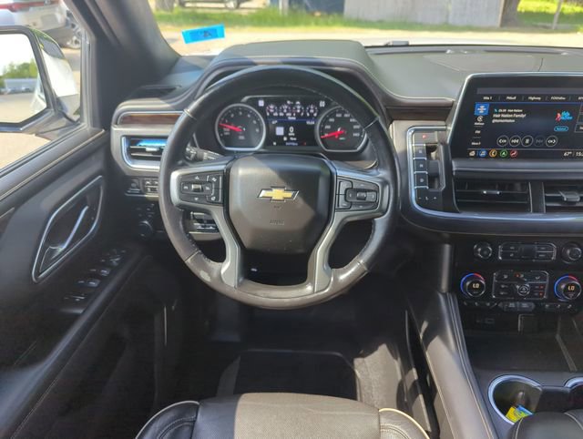 Used 2021 Chevrolet Suburban Premier w/ Premium Package AWD/4WD image 16