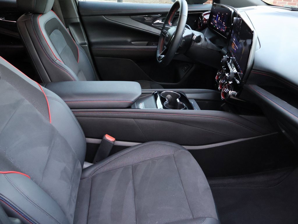 Used 2024 Chevrolet Blazer EV RS image 12