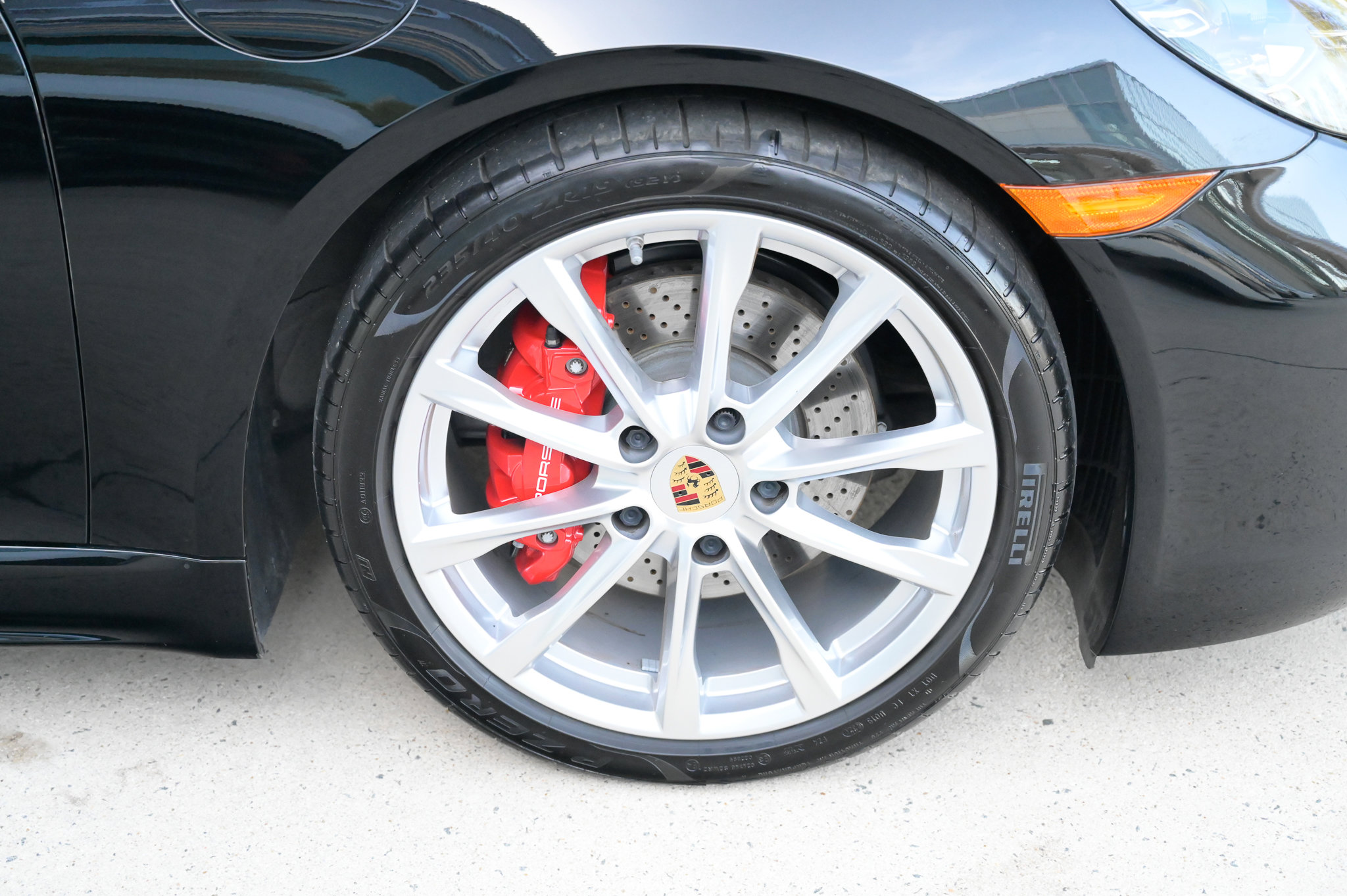 Used 2021 Porsche 718 Boxster S RWD image 12