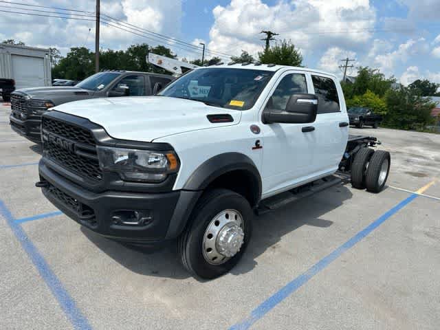 Used 2024 RAM 4500 Tradesman w/ Safety Group AWD/4WD image 2