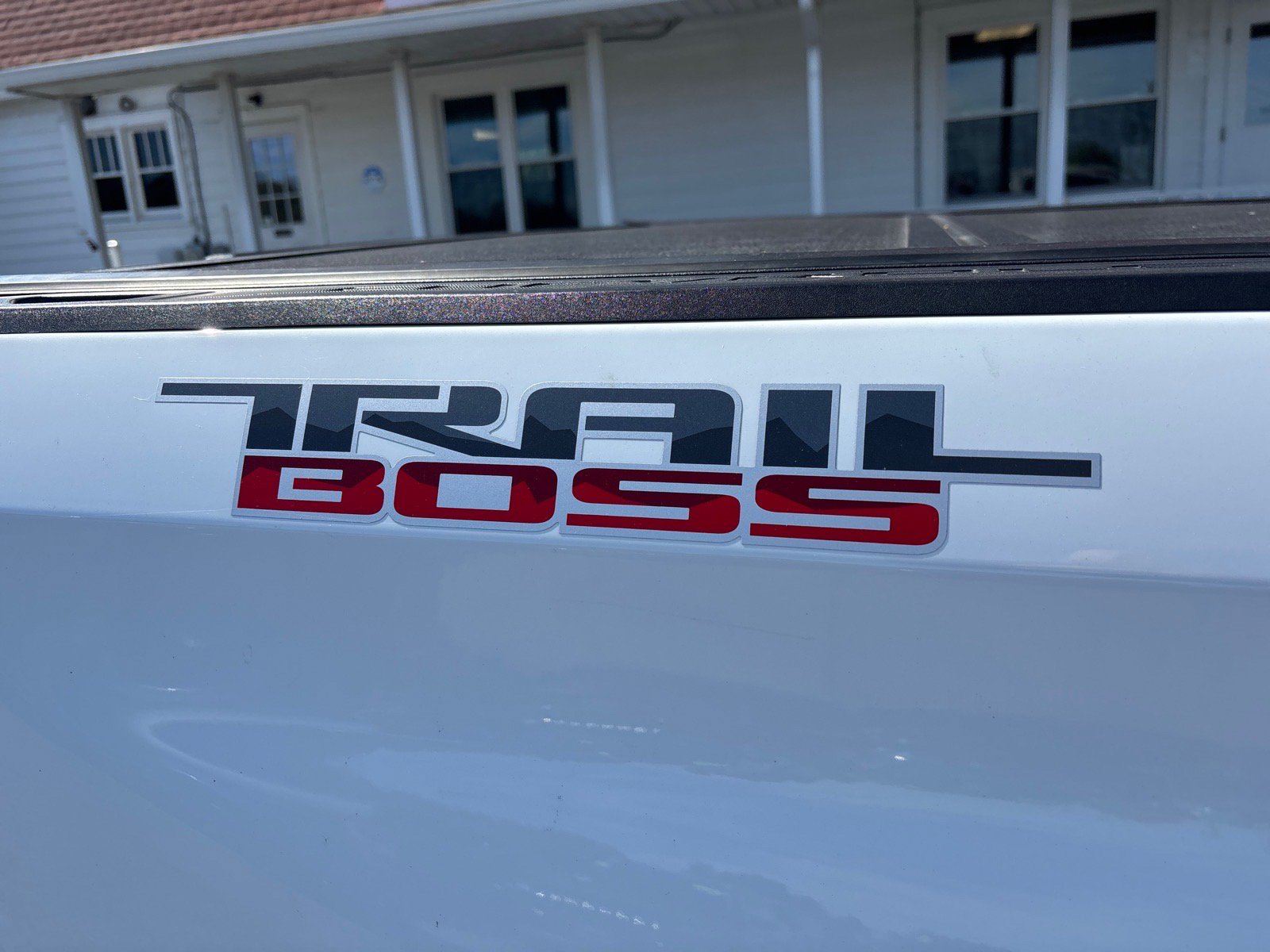 Used 2019 Chevrolet Silverado 1500 Custom Trail Boss w/ Custom Convenience Package AWD/4WD image 10