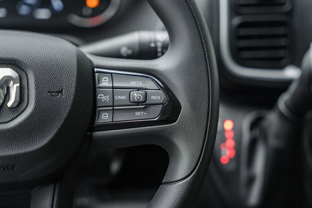 New 2025 RAM ProMaster 2500 w/ Quick Order Package 22G SLT image 29