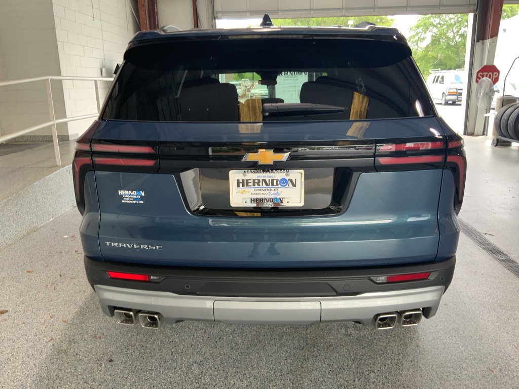 New 2026 Chevrolet Traverse LT FWD image 34