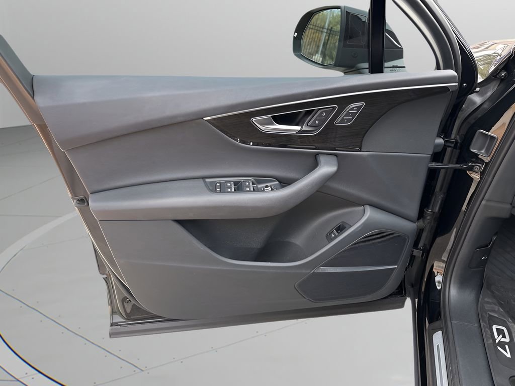 Used 2021 Audi Q7 2.0T Premium Plus image 23