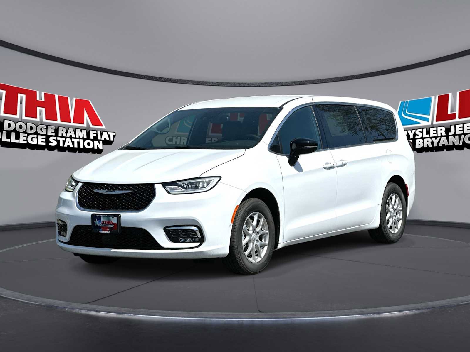 New 2026 Chrysler Pacifica Select