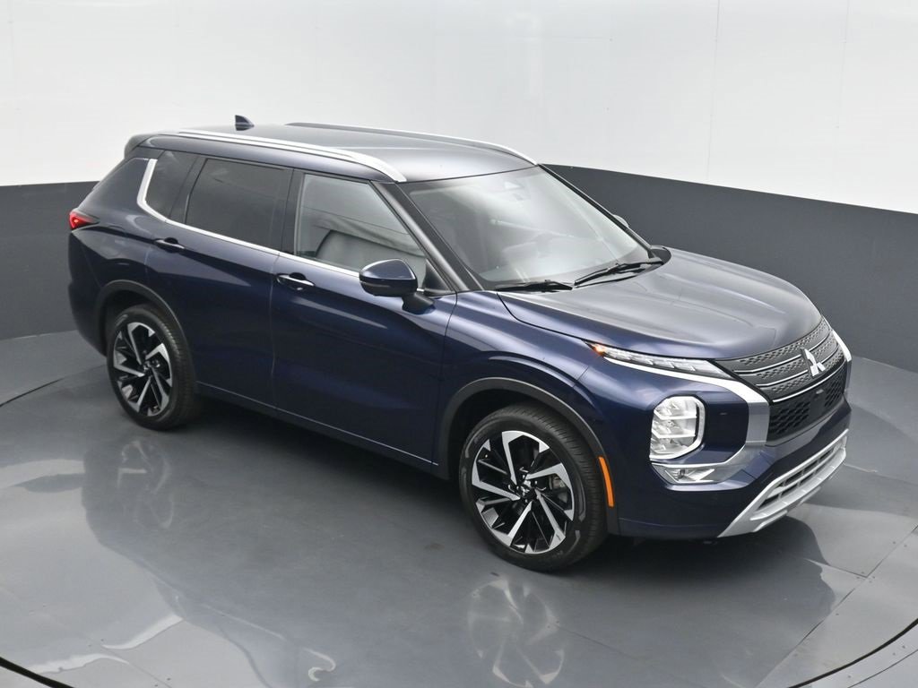 Used 2024 Mitsubishi Outlander SEL image 27