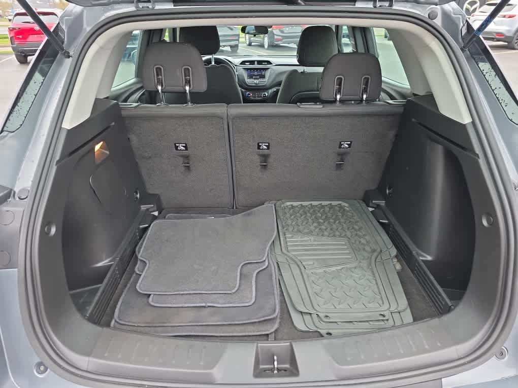 Used 2021 Chevrolet TrailBlazer LS AWD/4WD image 29
