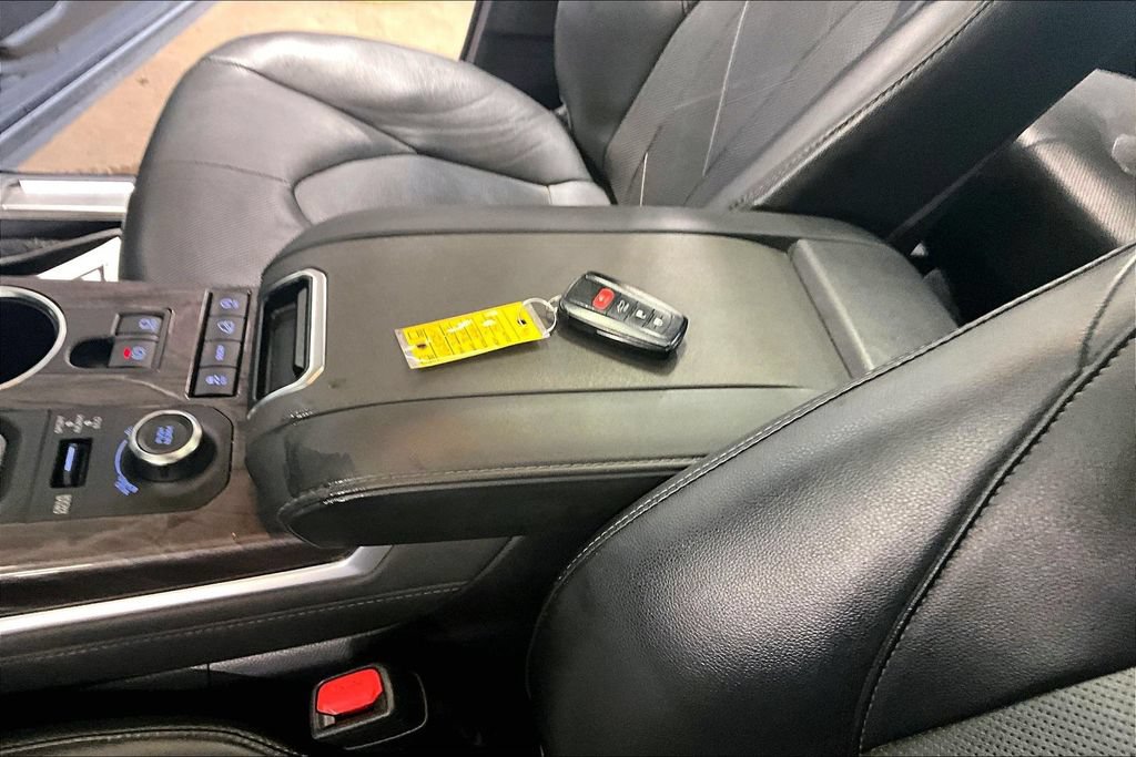 Used 2022 Toyota Highlander Platinum AWD/4WD image 10