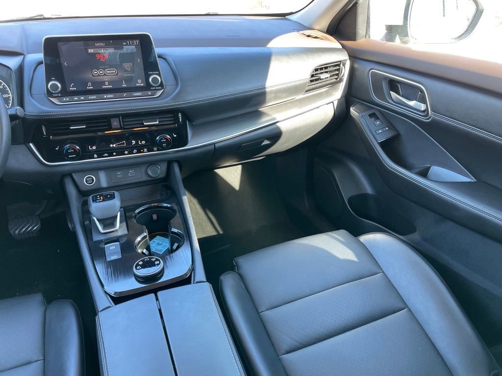 Certified 2023 Nissan Rogue SV w/ SV Premium B Package AWD/4WD image 8