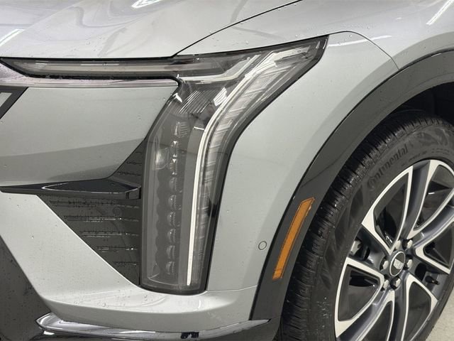 New 2026 Cadillac Optiq Sport 2 image 15