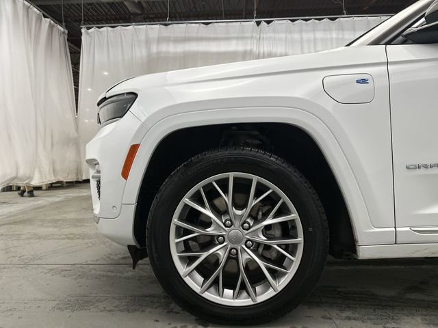 Used 2022 Jeep Grand Cherokee Summit w/ Advanced Protech Group IV image 23