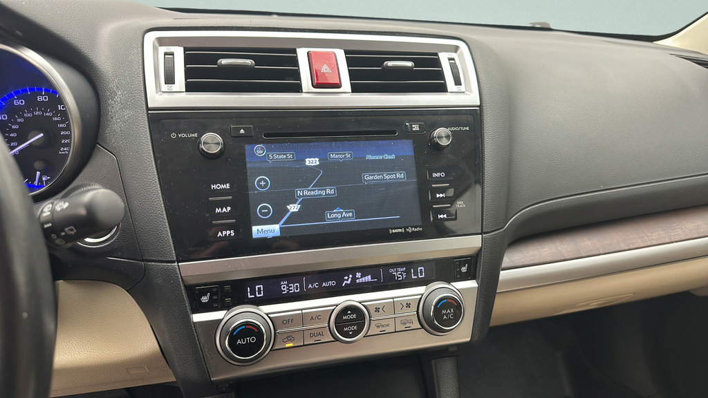 Used 2017 Subaru Outback 2.5i Limited AWD/4WD image 18