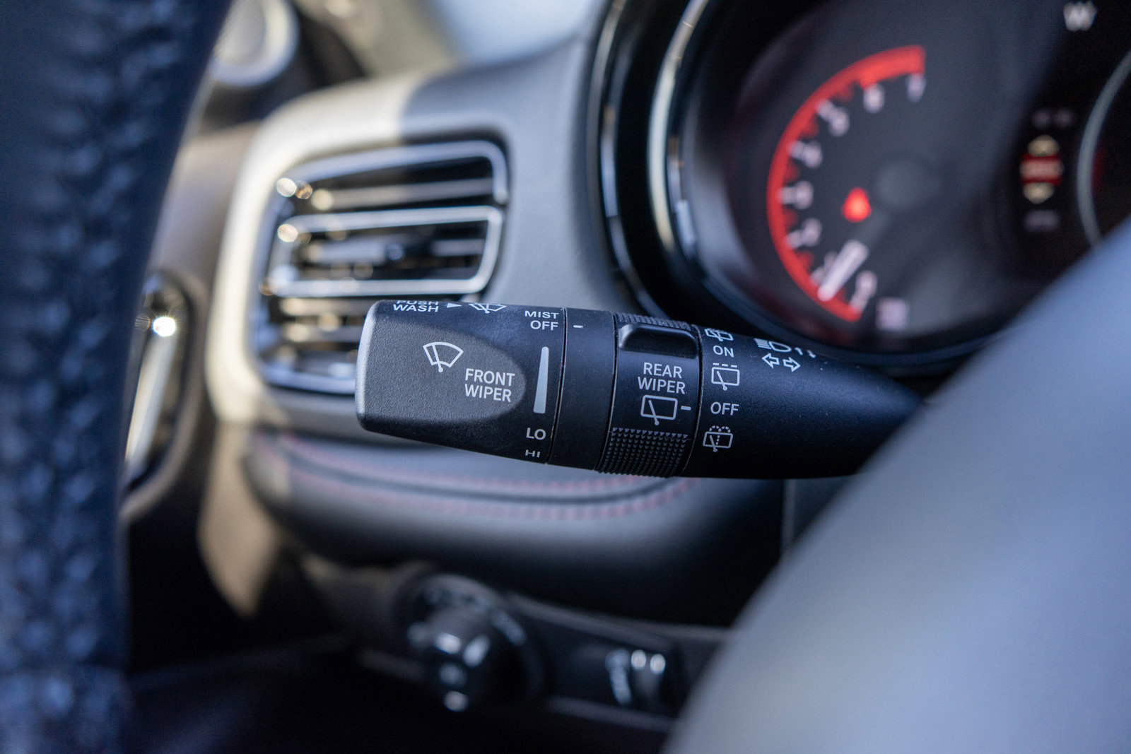 Used 2021 Dodge Durango R/T w/ Blacktop Package AWD/4WD image 27