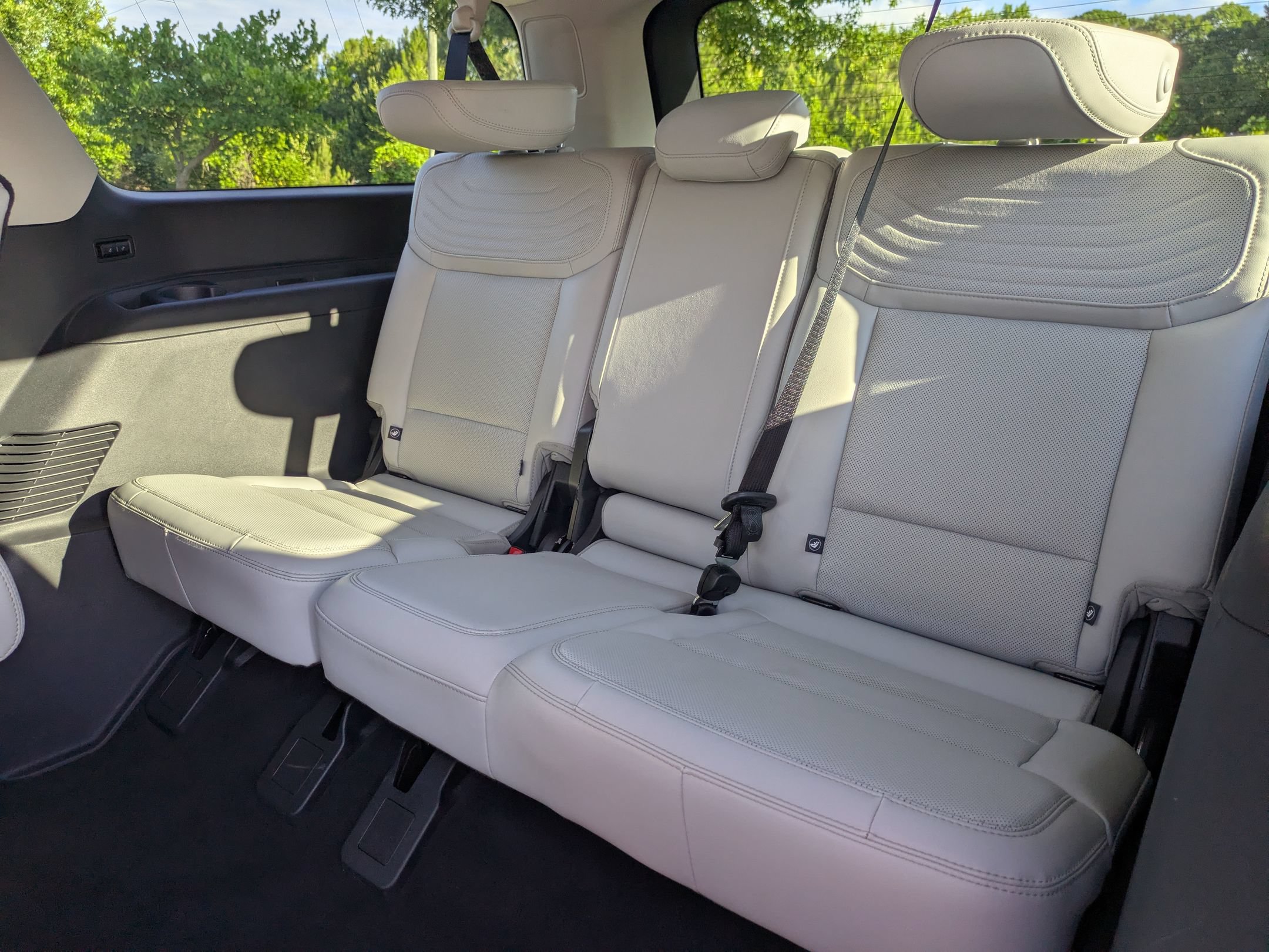 Certified 2025 Ford Expedition Max Platinum w/ Platinum Ultimate Package AWD/4WD image 28